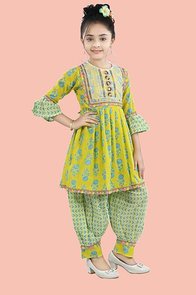 Girls Ethnic Wear Kurti and Dhoti Pant Set